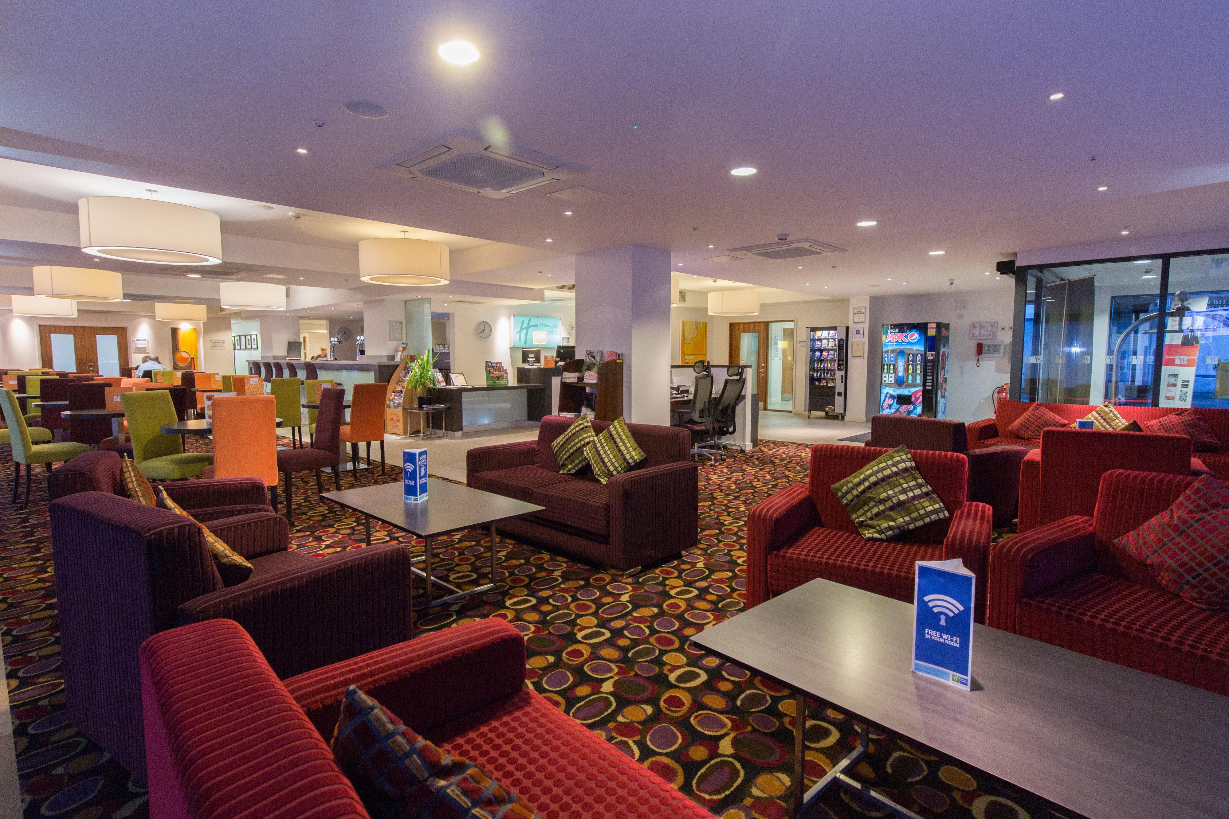 Holiday Inn Express Birmingham South A45, An Ihg Hotel Interior foto